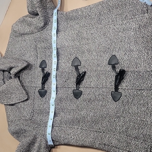 Ellen Tracy Gorgeous Size 10, Tweed Wool Blend Toggle Close Coat Gray, Exc. Cond - Picture 6 of 11